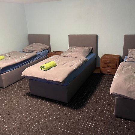 Chambre Avec 3 Lits Трір Екстер'єр фото